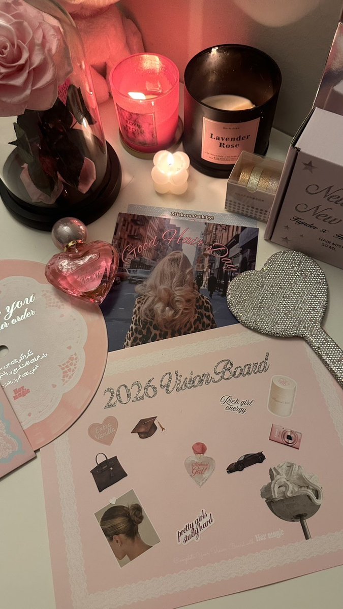 m55ev's tweet image. January 🦢🫧🕯️🩰🗓️