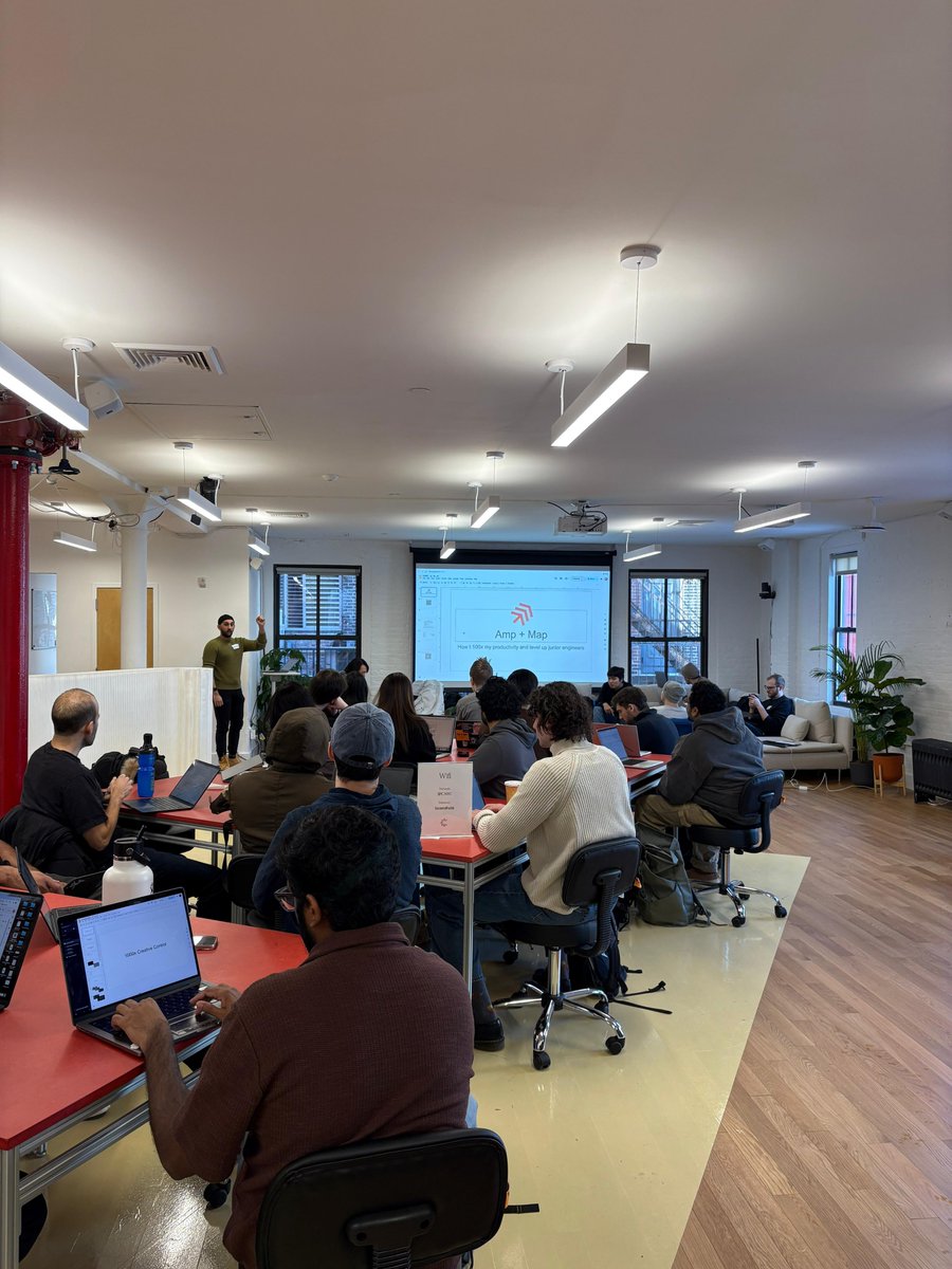 Rain, sun, or freezing cold snow
Saturdays at @southpkcommons NYC are for AI reading groups and lig