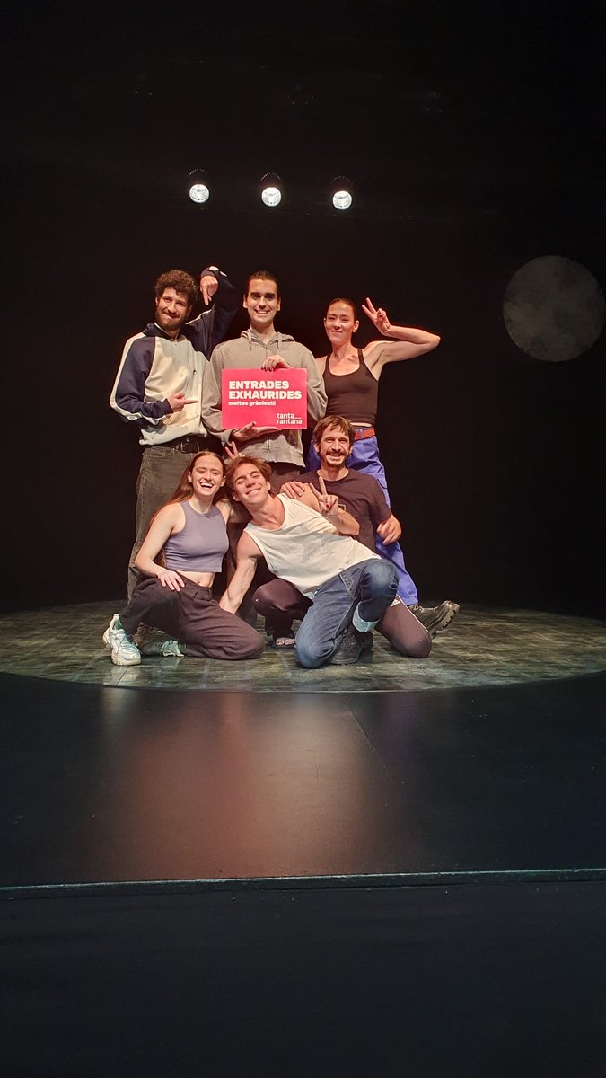 TeoremaTeatre's tweet photo. Acabem temporada amb entrades exhaurides! 

I per demà queden poquíssimes localitats. No r’ho pots perdre! 

#SALOMÉ ⁦@elTantarantana⁩ ⁦@cialacremosa⁩ ⁦@JMparcerisa⁩ 

https://t.co/XZ9VZhrWat https://t.co/D0urFqgl8H