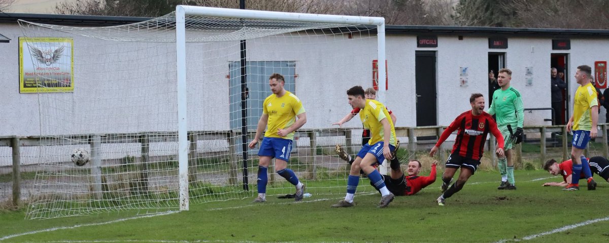 Darren Heavyside tweet media