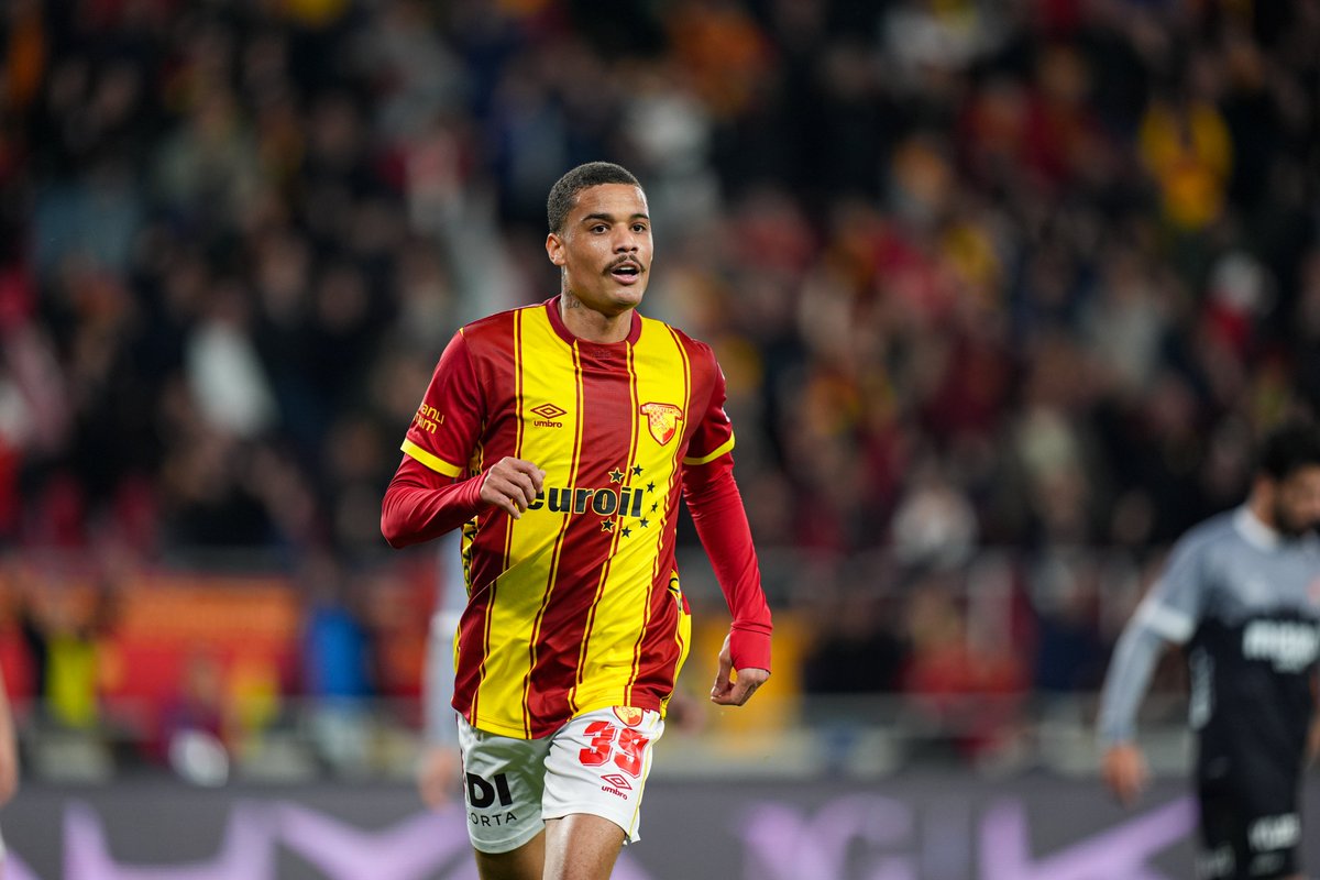 demarkesports's tweet image. Göztepe, evinde Karagümrük'ü 2-1 mağlup etti.

⚽ 13' Serginho 
⚽ 20' Olaitan
⚽ 45+1' Janderson