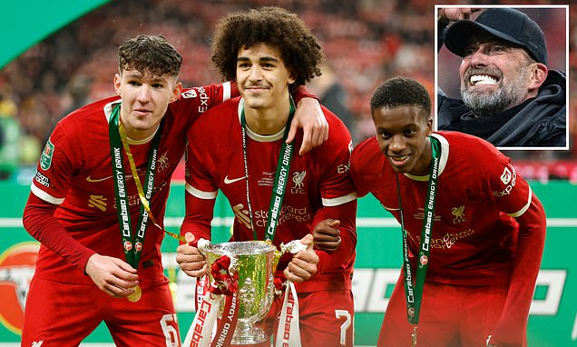 Observer tweet media