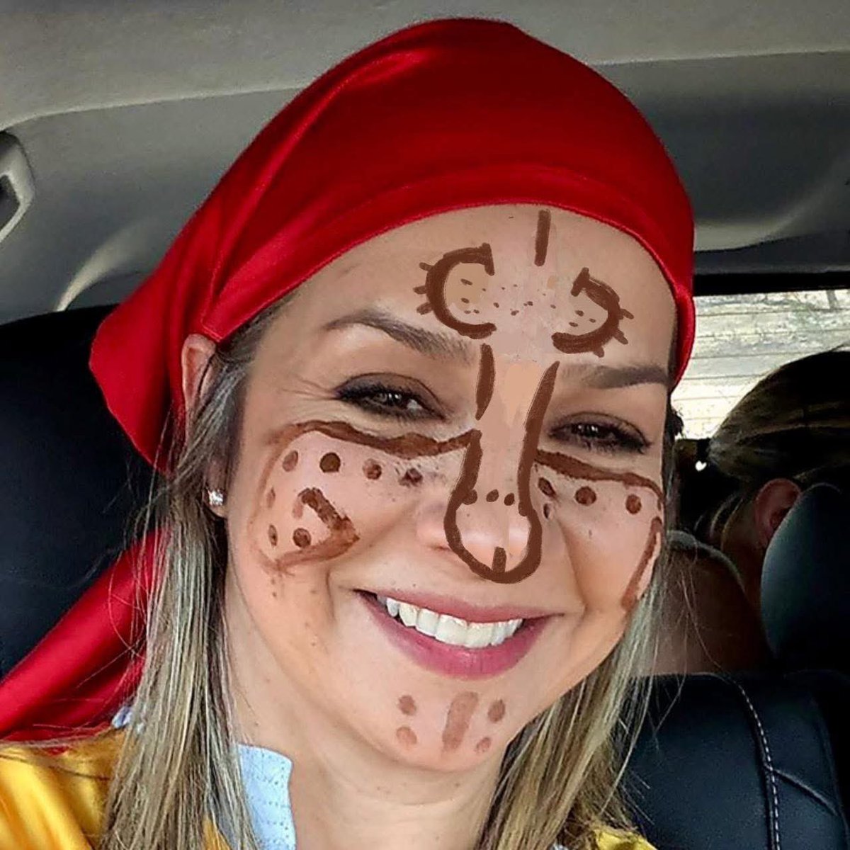 Revolucenmarcha's tweet photo. @marthaperaltae @petrogustavo @iLordPetrosky @CelsoTeteC @FisicoImpuro @DonIzquierdo_ @Betocoralg @HOLLMANMORRIS @GustavoBolivar @MafeCarrascal @PizarroMariaJo https://t.co/nVW2kDzcan