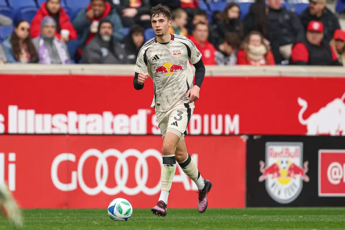 Tom Bogert tweet media