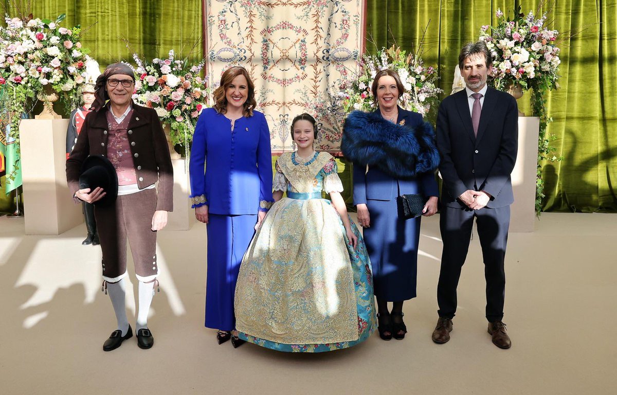 Celebrem l'Exaltació de Marta Mercader, Fallera Major Infantil de Valencia 2026, i de la seua Cort d'Honor.

Marta és la mirada tendra de la festa, l'emoció sincera i l'alegria de viure cada moment des del cor. Una gran representant de l'amor més pur i sincer per les Falles.