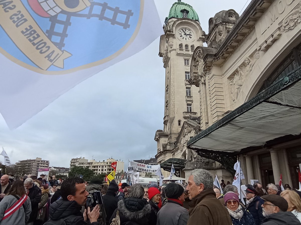 CODEGASS tweet media