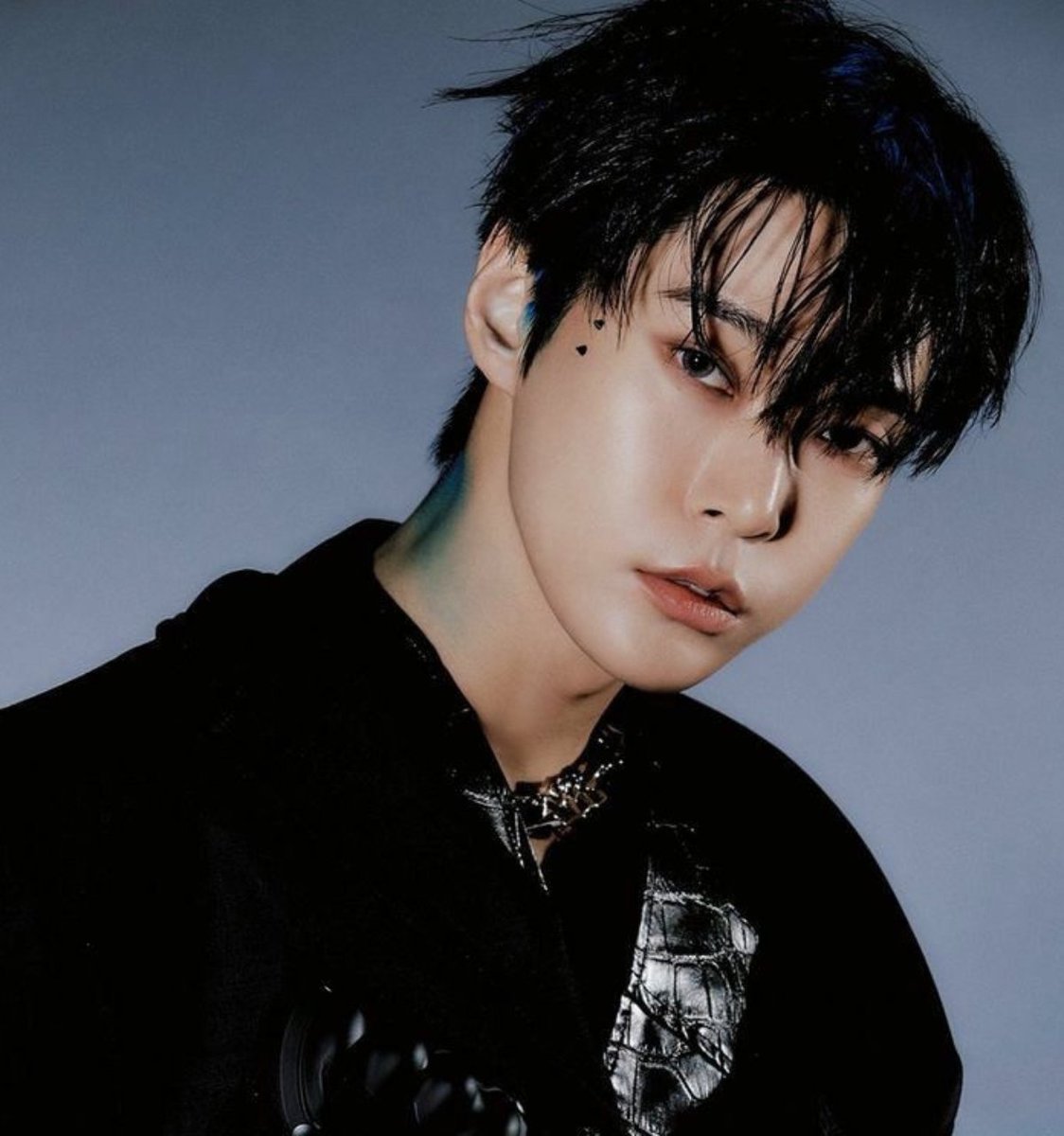 PopCrave's tweet photo. Happy 30th birthday to the talented Doyoung of #NCT. https://t.co/CcncXv3rsu