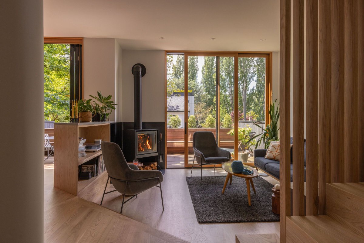 Archello's tweet photo. Shed Architecture & Design reworks Alder House through material restraint and spatial clarity.
https://t.co/Db2m0bZLmV
#CedarCladding #CortenSteel #ResidentialRenovation https://t.co/71T1tmMlPZ