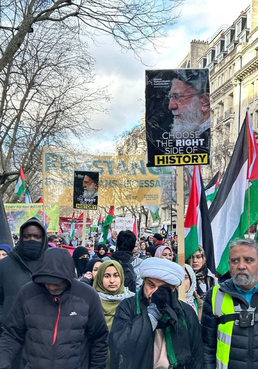 Just another example that the "Free Palestine" campaign is a pro-terrorist Islamist cult.

And it is on your streets.