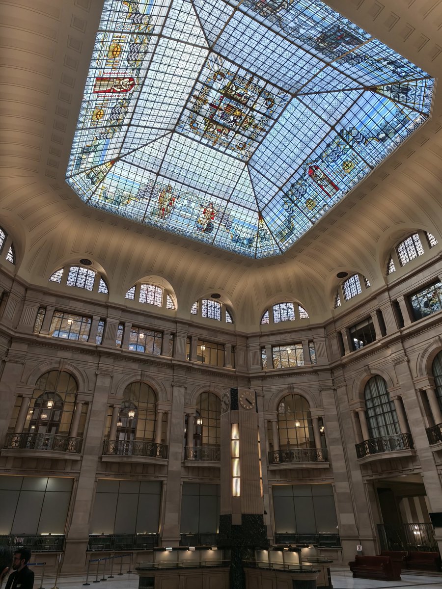 Blanquix's tweet photo. Recorrer los espacios arquitectónicos de lugares tan emblemáticos como el Banco de España, gracias a su iniciativa de Puertas Abiertas, es una auténtica experiencia #priceless https://t.co/PlapEkGRIM