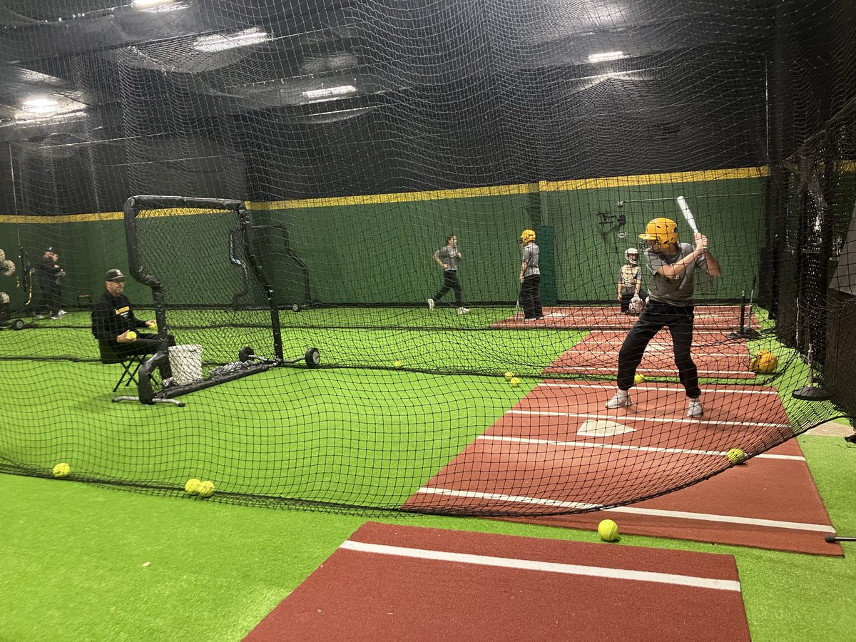 St. Amant Softball tweet media