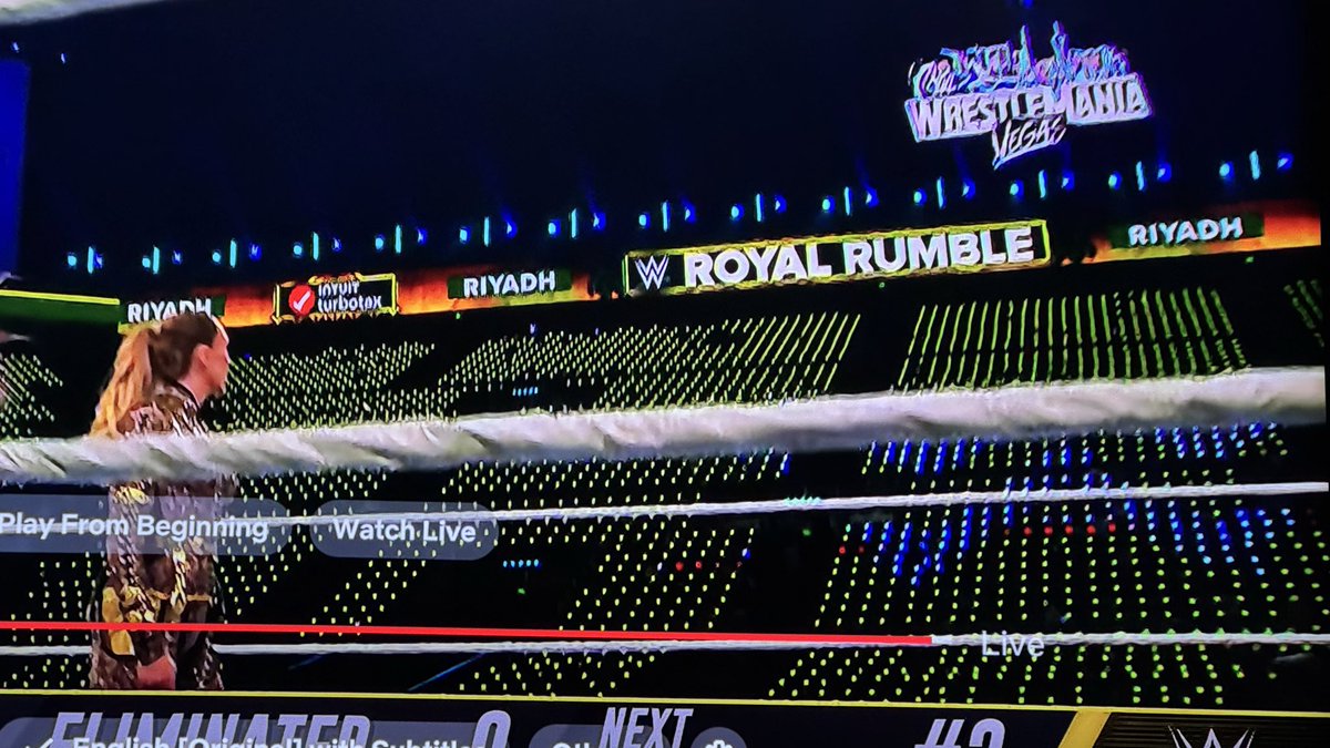 Jesus Christ, no one in the stadium lol what a joke #RoyalRumble