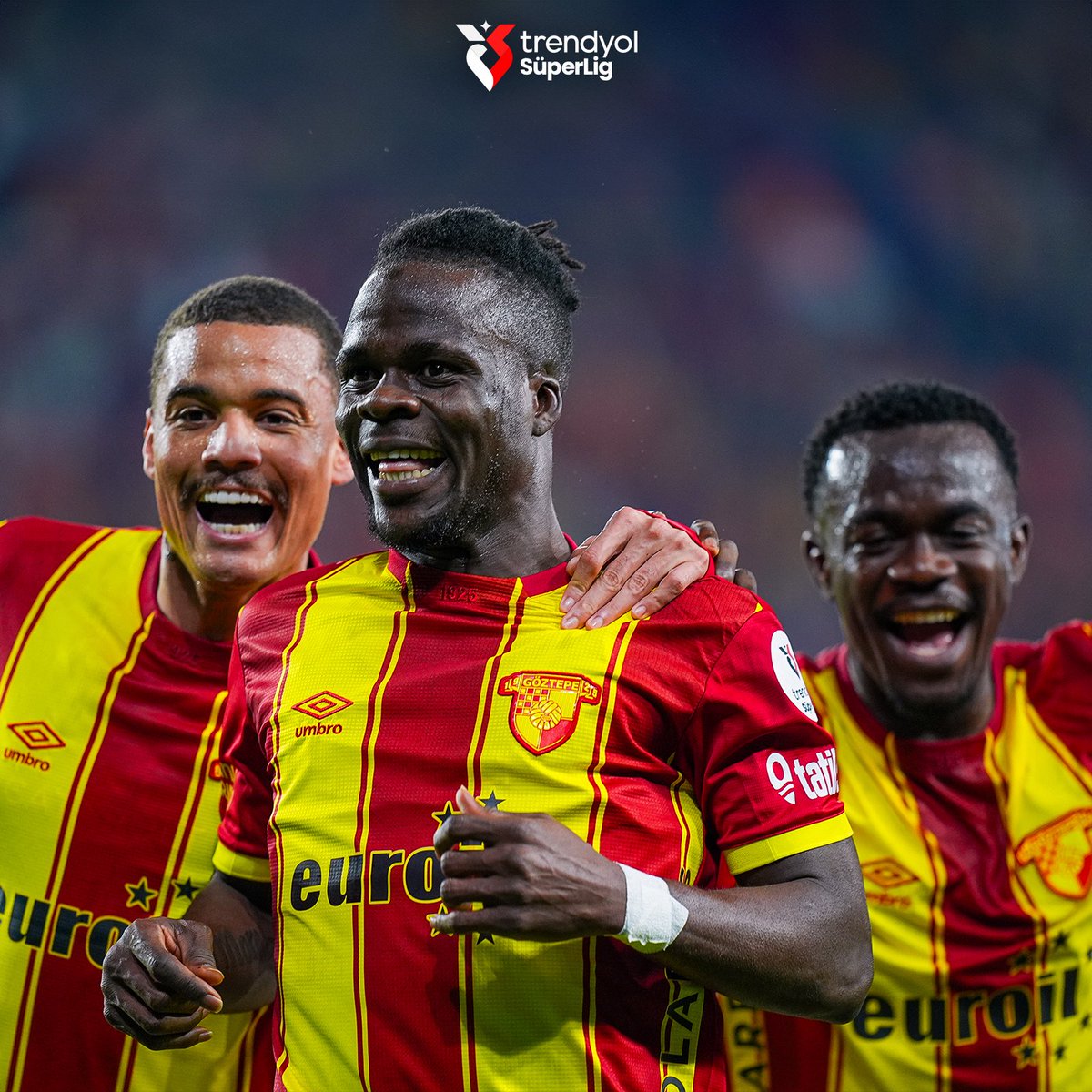 Göztepe, kendi evinde 3️⃣’te 3️⃣ ile ilerliyor 💯

#TrendyolSüperLig I #FutbolaAşığızKüfüreKarşıyız | <a href="/Goztepe/">Göztepe Spor Kulübü</a>