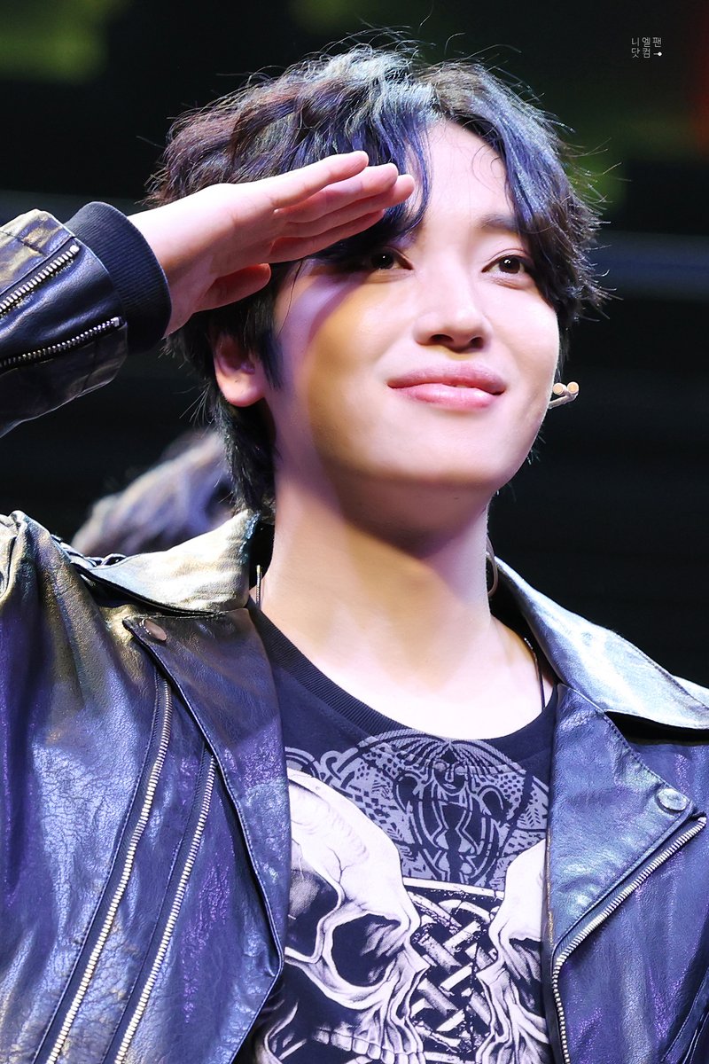 니엘팬닷컴 tweet media