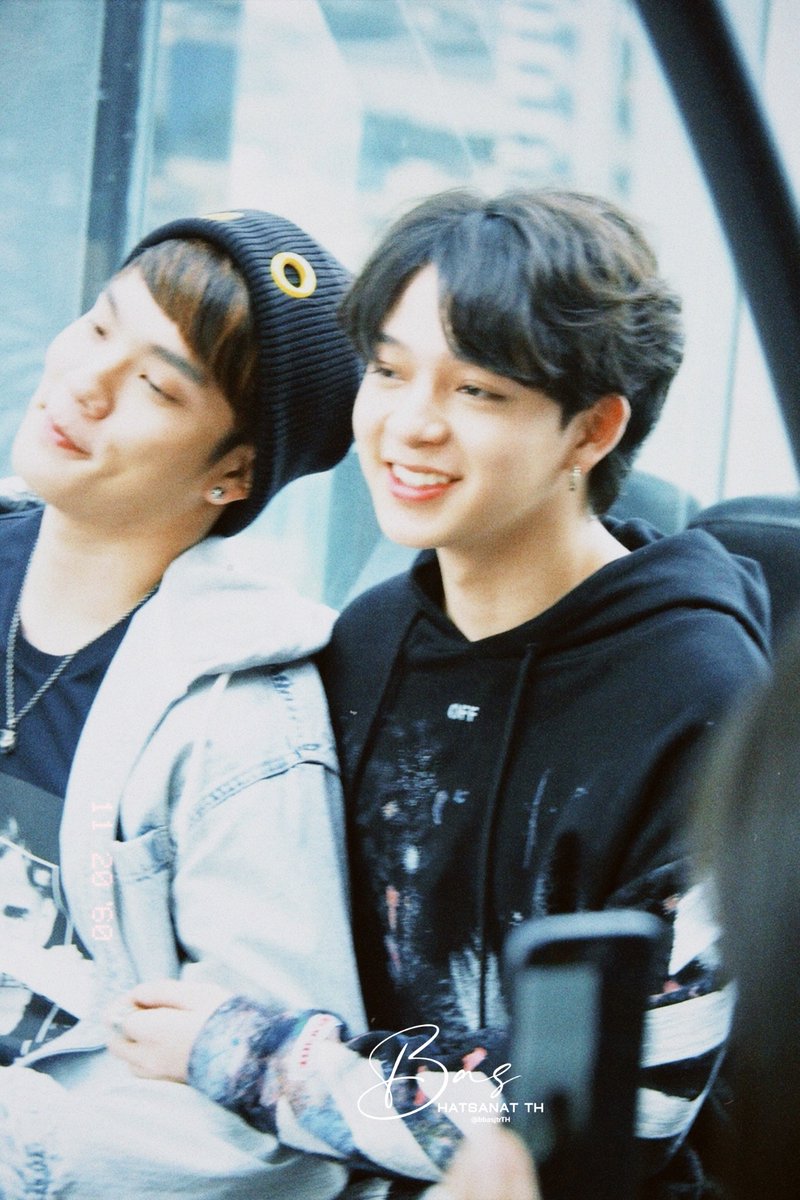 ไหนๆ แล้วมาย้อนวัยละอ่อนกับสองพี่น้องคอปบาสกันหน่อยค้าบบบ ว่าแต่มีใครรู้บ้างว่ารายการไหน🧐

#บาสเด็กอ้วนที่แท้จริง #bbasjtr
#COPTERPANUWAT 
#COPTERPARTY29th