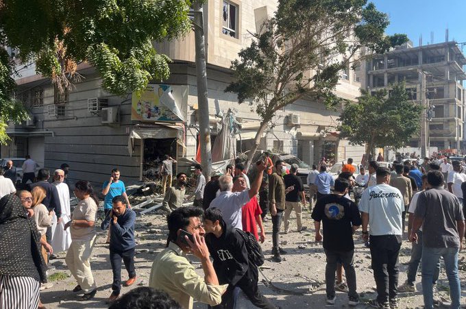 fear_wisdom's tweet photo. Explosion reported I. A residential building in Iran, Killing several people #Iran #IranExplosion https://t.co/789phz8tUM