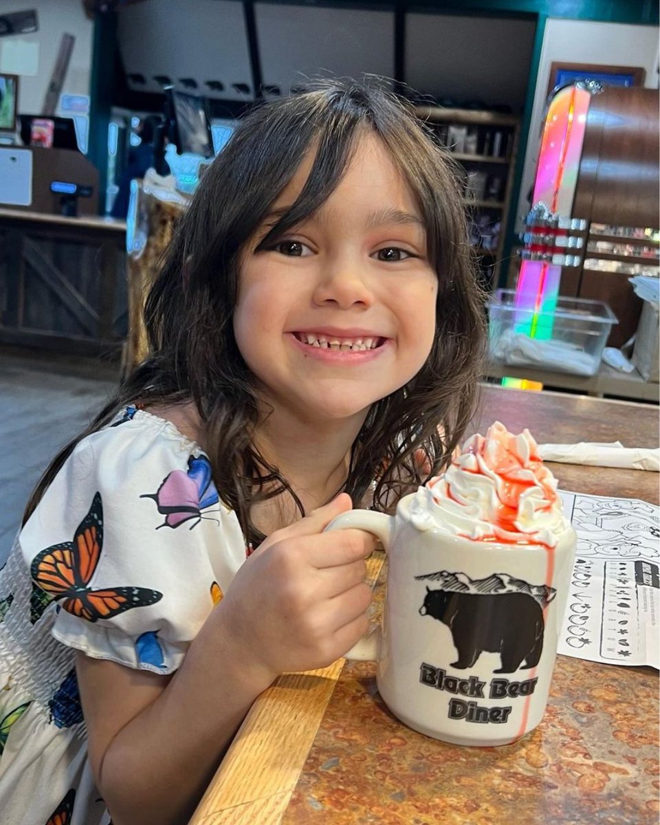BlackBearDiner's tweet image. Just sippin’ away on Hot Chocolate Day. Tag us in your hot chocolate pics to continue the celebration. 

#HotChocolateDay #NationalHotChocolateDay