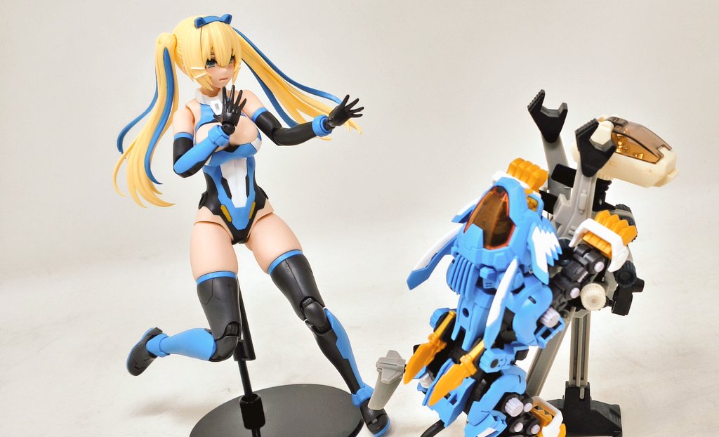 メタモルバース第一弾の斬山碧ちゃんとちっちゃいブレードライガー組み