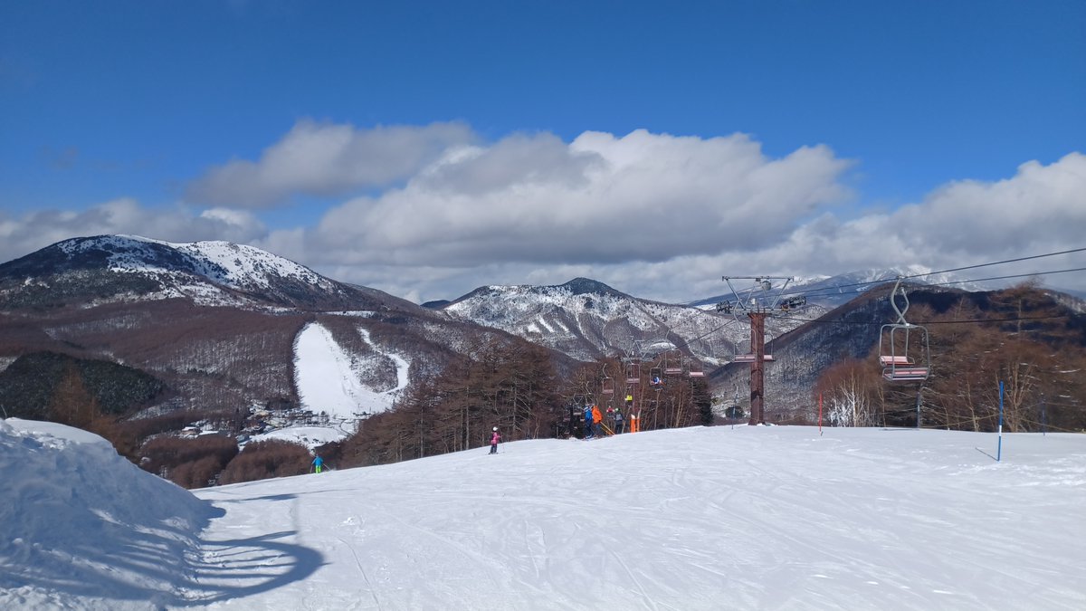 K_TAGAMI's tweet photo. 日帰りバスツアーでスキー行ってみた。最後のファミリースキー以来7年ぶり。雪質は良かったけど気温-10℃で寒かった。17本滑って、温泉入って、バスでくつろぎながら帰京。到着直前、バスが接触事故のハプニングあったけど、、超ひさしぶりのスキーはそれなりに楽しかった。GPSログも取ってみた。 https://t.co/KIAVHgHVyc