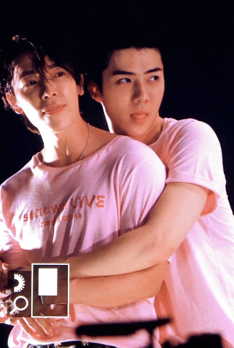 itsybitsyHae's tweet image. And when they were on the same stage/show, they always sticked to each other 🥺