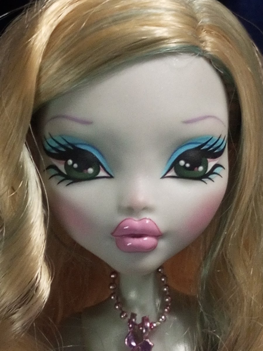 hi lagoona 🫧