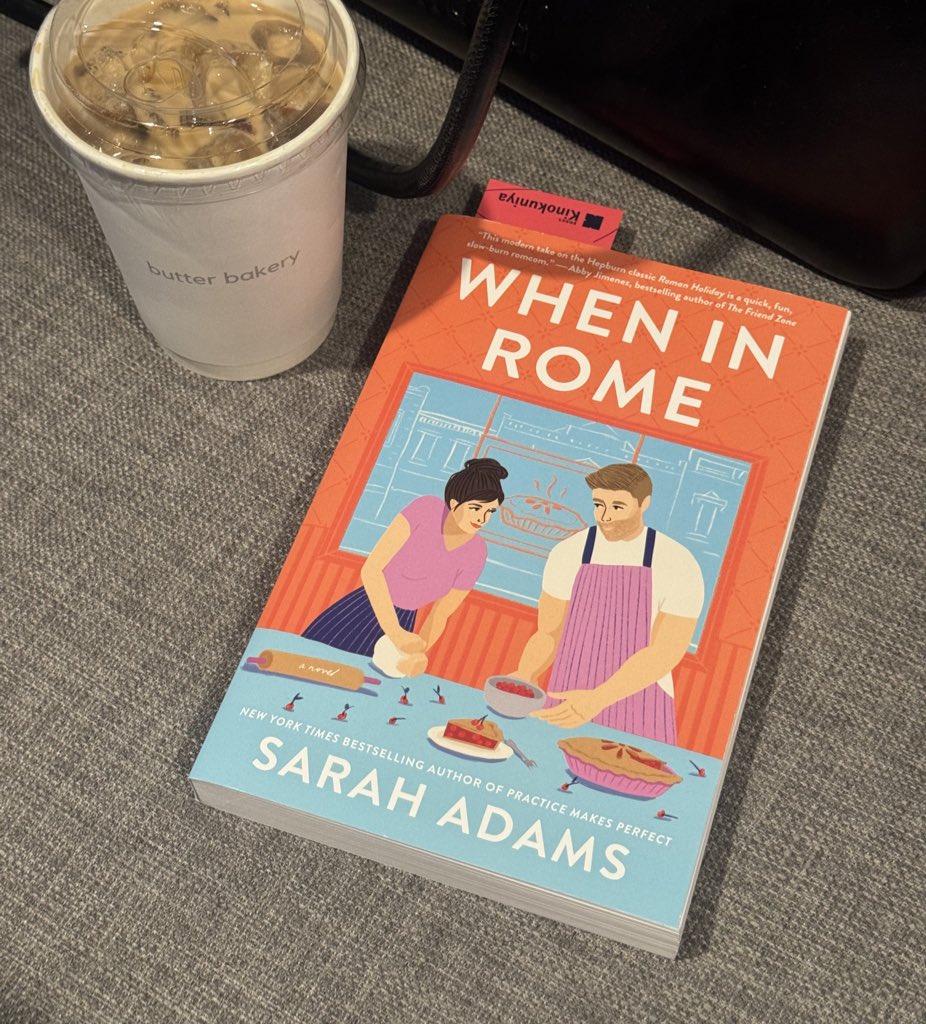 When in Rome
🎶🥞Sarah Adams

น่ารักเบาสมองมากกก นักร้องสาวชื่อดังหนีมาพักใจในเมืองเร้ก กำลังจะขับไปที่พักแต่รถดันมาเสียอยู่หน้าบ้านพระเอก ด้วยความเวทนาฮีเลยเก็บนางเอกมาเลี้ยงระหว่างรอรถซ่อม2วีค ส่วนนางเอกก็บอกผู้จัดการว่าขอพักสงบๆ แป๊บก่อน world tour อย่าเพิ่งมายุ่ง

#whatRReads