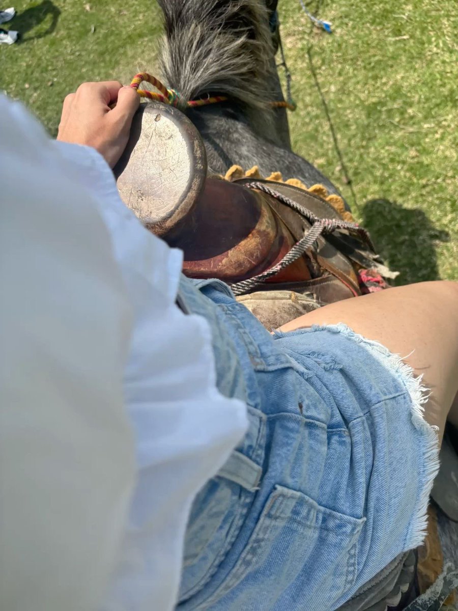 Rivera_R_E's tweet image. Sábado bonito, actitud bonita ✨🌈
#SábadoFeliz #GoodVibes #Sonríe