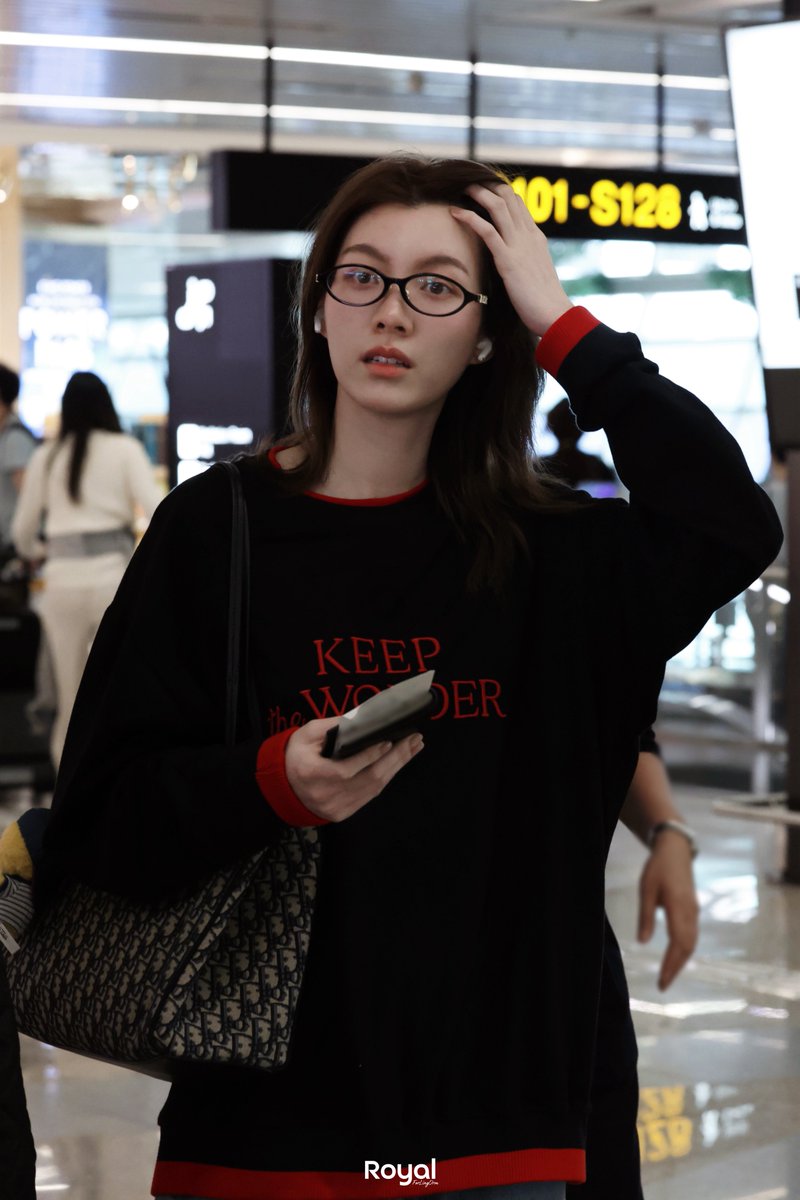 Royal_1127's tweet image. 260131

#Ormkornnaphat #ออมกรณ์นภัส