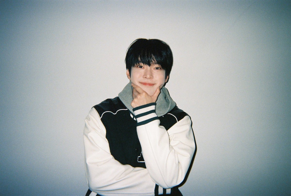 ✨ Happy Birthday Doyoung ✨

Thank you for hard working until now, our amazing leader, I hope you always happy, we always support you and we will waiting for you comeback 💞

#2월의_맨처음첫장_도영이의_날
#Doyoung30ToEternity