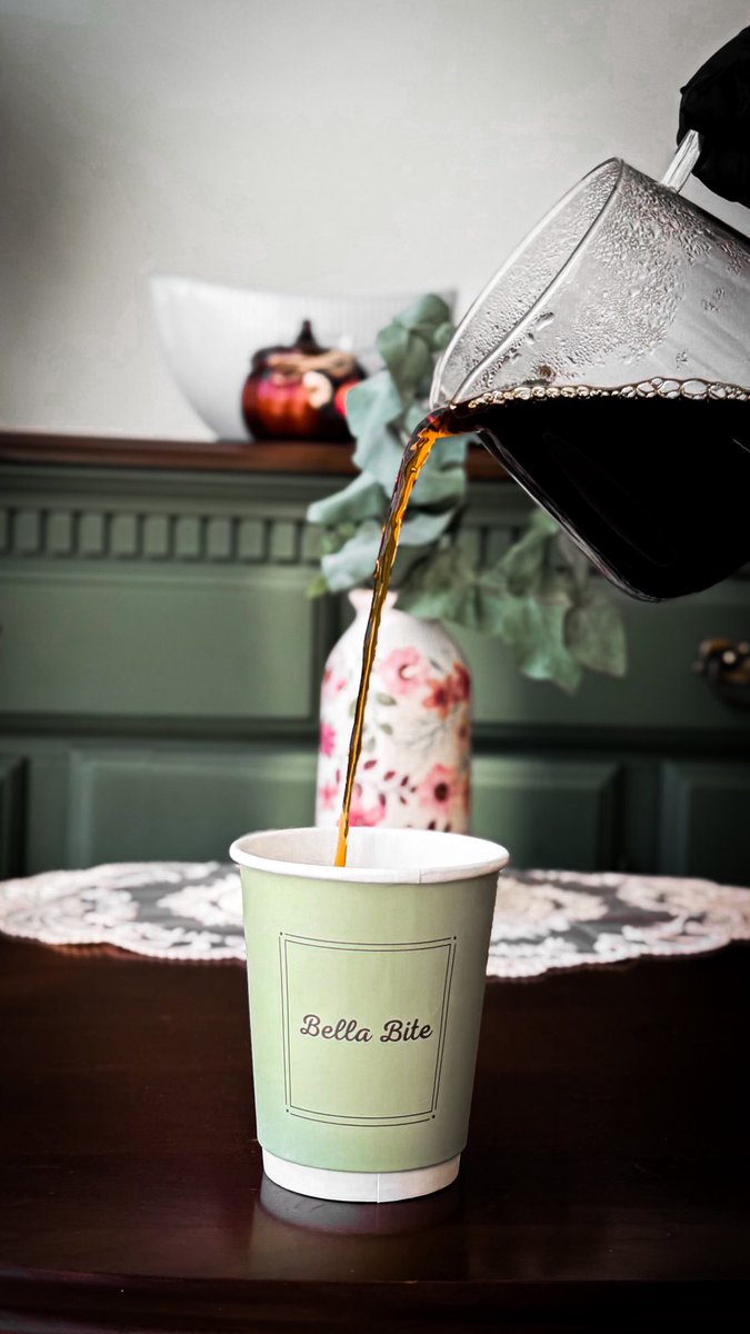 6HT's tweet image. '
" يحتاج الحديث مع الآخرين جُهدًا
لم أعد أملكه الآن ."