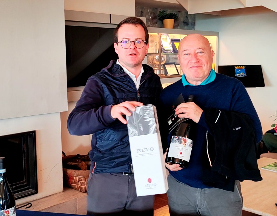 GolfAla's tweet photo. TENUTA ARILLO IN TERRABIANCA GOLF CUP-  18 BUCHE – STABLEFORD -  HCP – CATEGORIA UNICA  GARA DISPUTATA  SABATO 31 GENNAIO  2026
PREMI GENTILMENTE OFFERTI DALLA TENUTA ARILLO IN TERRABIANCA DI RADDA IN CHIANTI https://t.co/Zmx0OjsnRJ