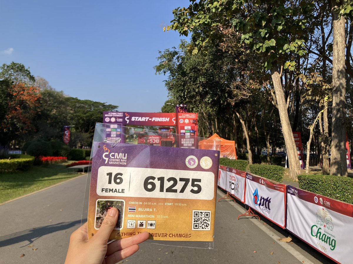 GKhachonchit's tweet photo. see you tomorrow #CMUMarathon
#JKRRunningclub ไม่ต้องตกใจอายุในบิบนะฮะ ดิชั้นไม่ใช่คุณแม่วัยใสค่ะ บิบซื้อต่อเค้ามาค่ะ https://t.co/EQBL2mQCr1