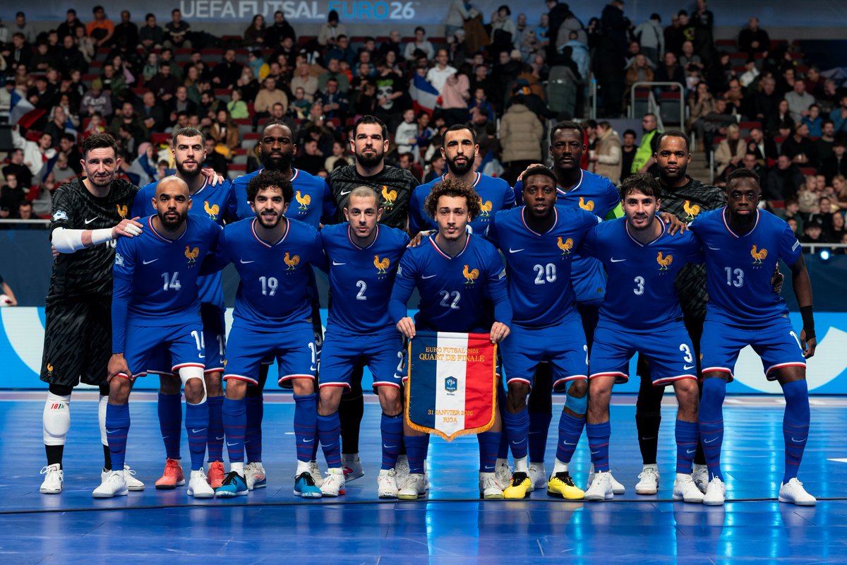 💙🤍❤️

Quart de finale de l'Euro Futsal en direct sur La Chaîne L'Equipe !