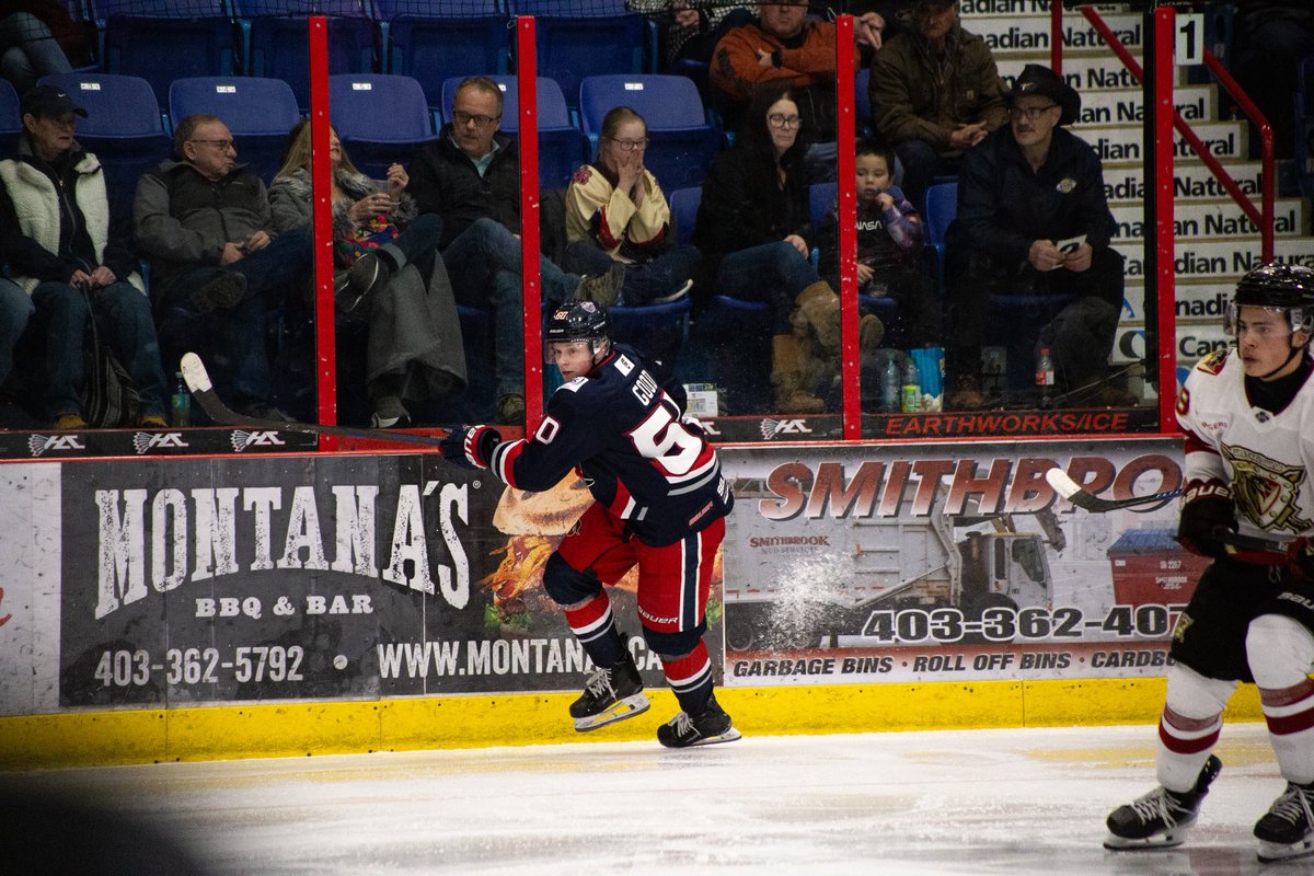 With three assists last night, Jack Good now leads the entire BCHL in assists with 33!

📸 Lisa Klassen