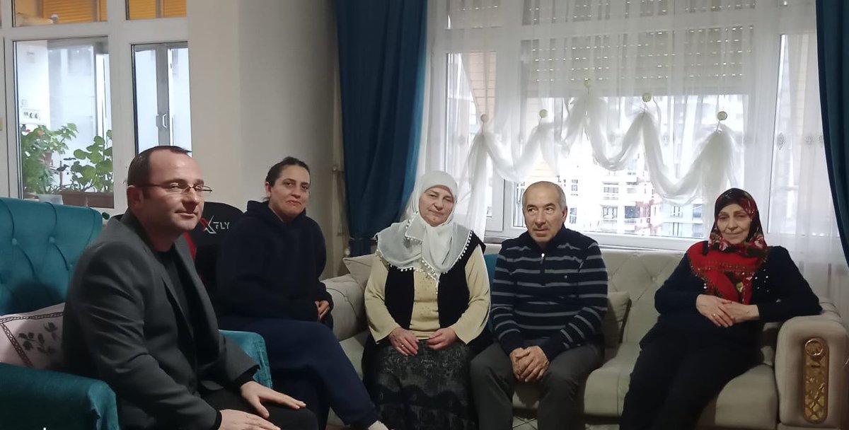 Genel Başkanımız Sayın Devlet Bahçeli’nin talimatları ile “#HayırlıGünlerKomşum” ve “#DerdinDerdimizdir” ziyaretlerimiz kapsamında, ÇAPAR ailesini ziyaret ettik.

Kıymetli hemşehrilerimize misafirperverliklerinden ötürü teşekkür ederiz.

📍 Nuripaşa Mahallesi

<a href="/_MHPistanbul_/">MHP İstanbul</a>