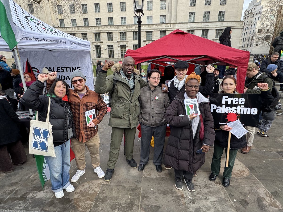 CPGBML's tweet image. Free Palestine! Great to be with comrades and friends at the demonstration in London today. Good conversations. Good contacts. Good work. thecommunists.org/2026/01/26/new…

The genocide is ongoing, and the repression of our “Labour” government is on full display - with its digital id,