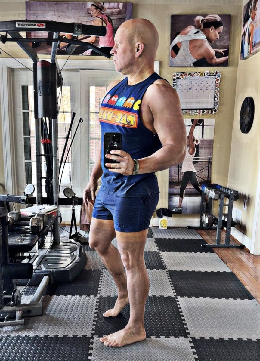 hewson33's tweet photo. 10 days away from 52 🤯💪🏼🏋🏽‍♀️ https://t.co/PRr4WQ8BM2