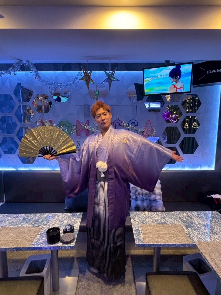 bar_nomocca tweet media