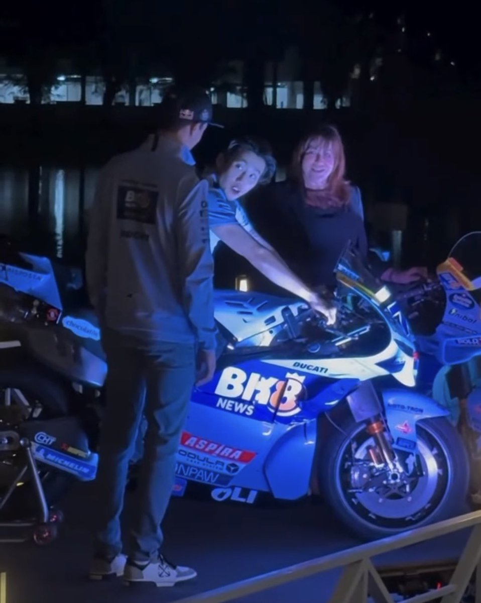 tacowithjay's tweet photo. 오랜만에 오토바이 타써ㅋㅋㅋㅋㅋ🏍️ https://t.co/d6FzrRFQU8
