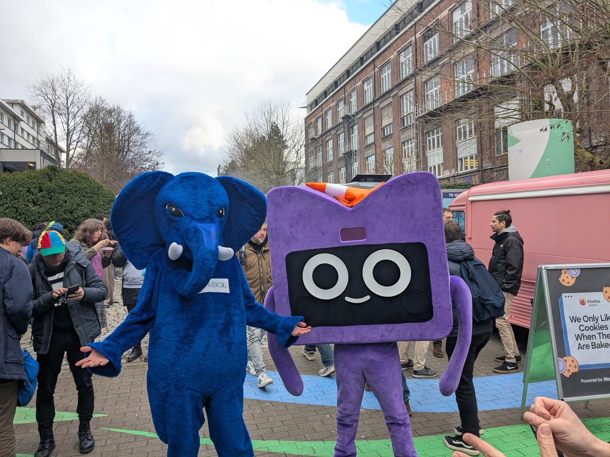 Foind OSS friends in Brussels 🫶
<a href="/PostgreSQL/">PostgreSQL</a> <a href="/kotlin/">Kotlin by JetBrains</a>