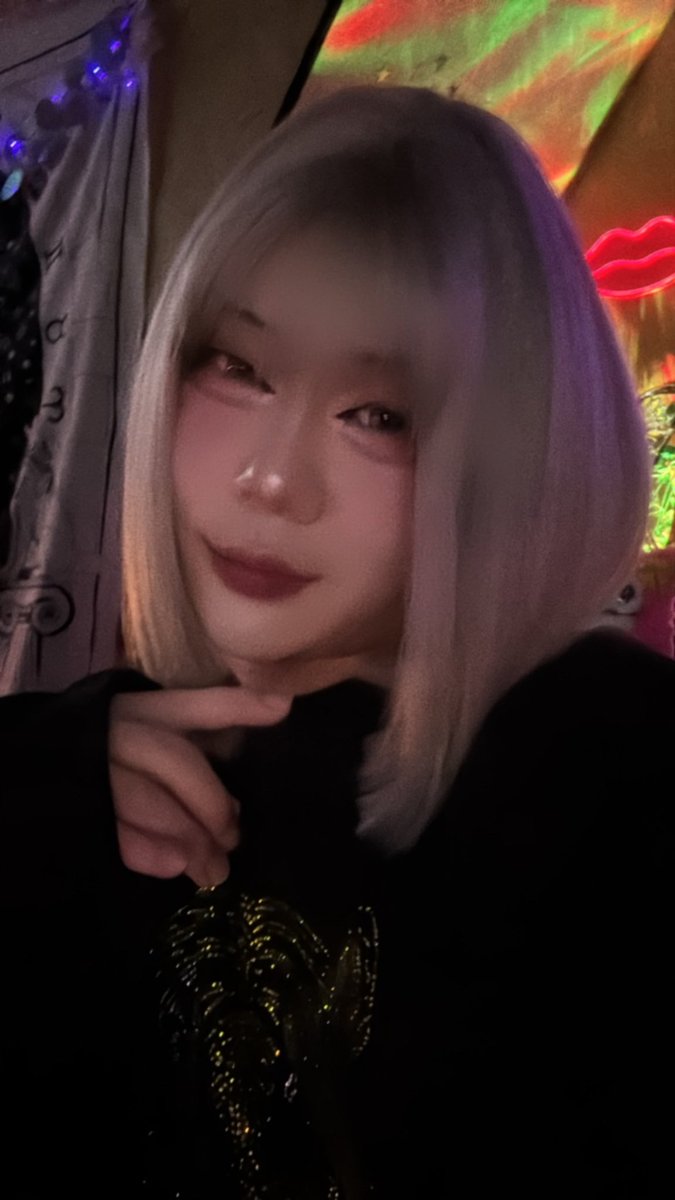 りん tweet media