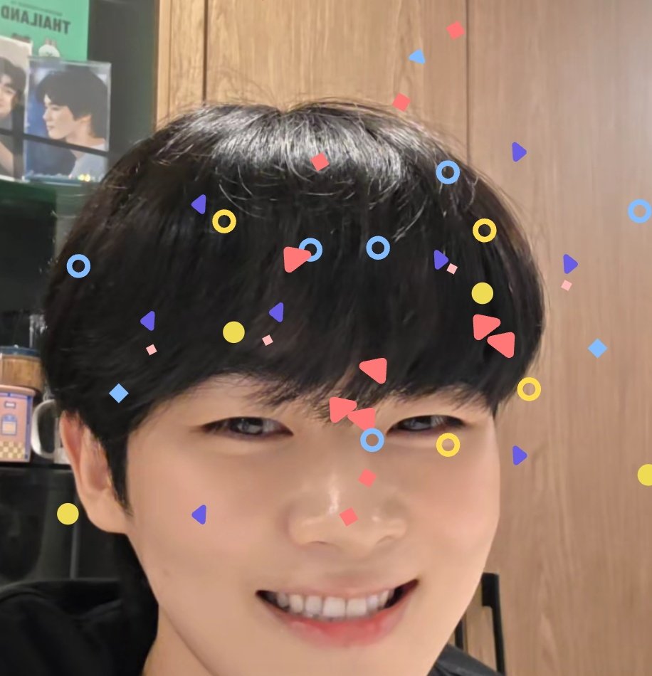 smilemind248's tweet photo. ตาจะบอด...
เราเป็นอะไรกันกับคำว่า เก่า แก่ เออ
555 ไหนบอกจะไม่พูด อยู่อย่าง
#bommu #ชาวมุ https://t.co/cDDkAj8Nk5