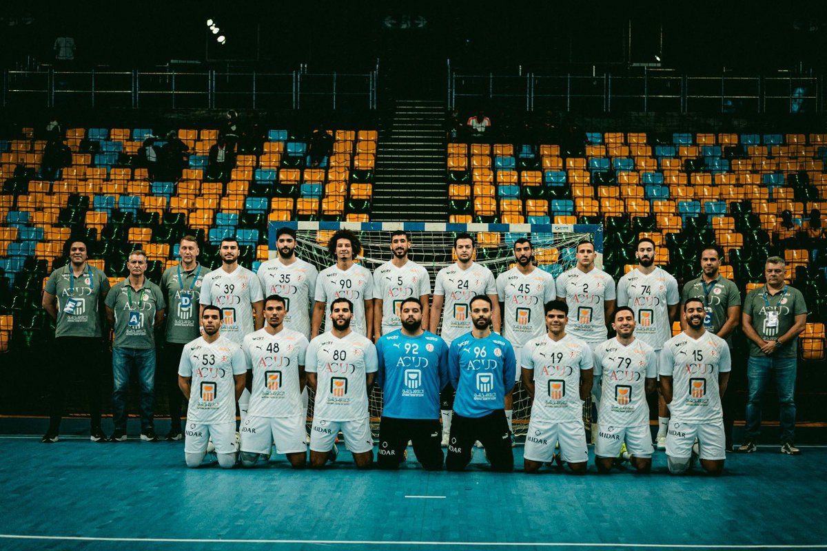 90PlusKora's tweet photo. أبطال إفريقيا للمرة العاشرة 🇪🇬🤾🏽‍♂️🏆

المنتخب المصري يتوج بطلًا لإفريقيا في كرة اليد بعد الفوز بنتيجة 37-24 على المنتخب التونسي 🔥 https://t.co/GRRO8qhKEv
