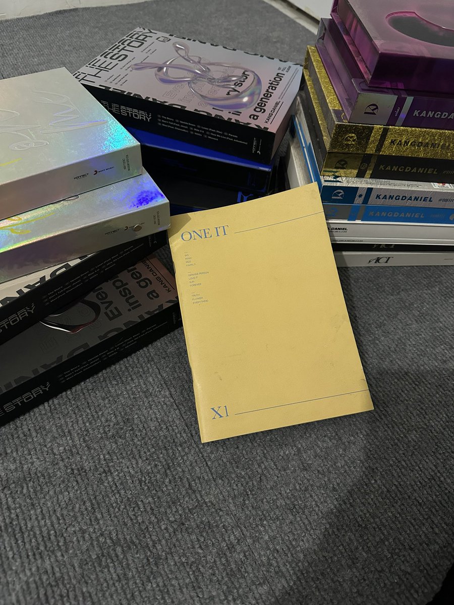 pilyangpluma22's tweet image. I still have this notebook 🥹

#X1 #OneIt