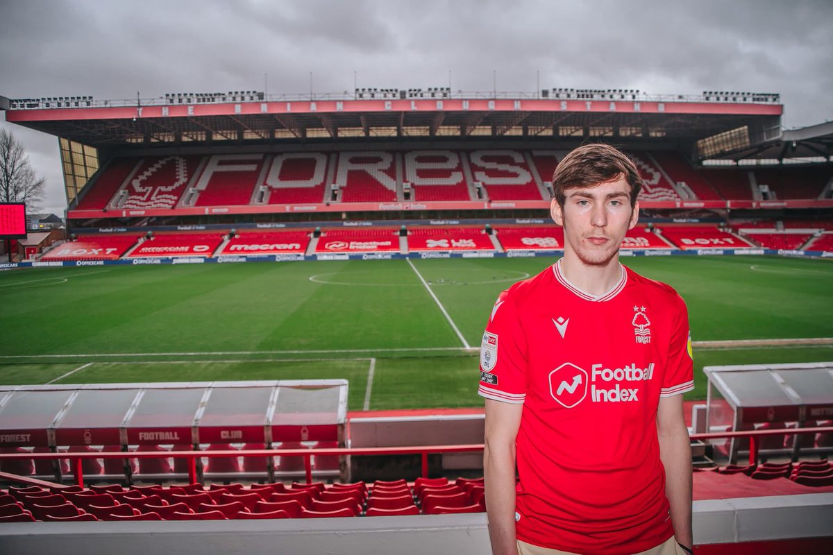 Ian Woan's left peg tweet media