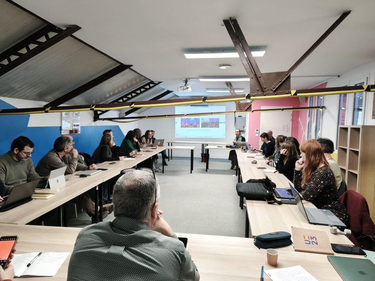 Maravillas Rojo tweet media