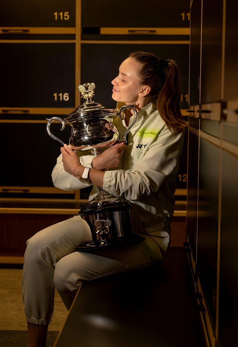 rybakina gallery tweet media