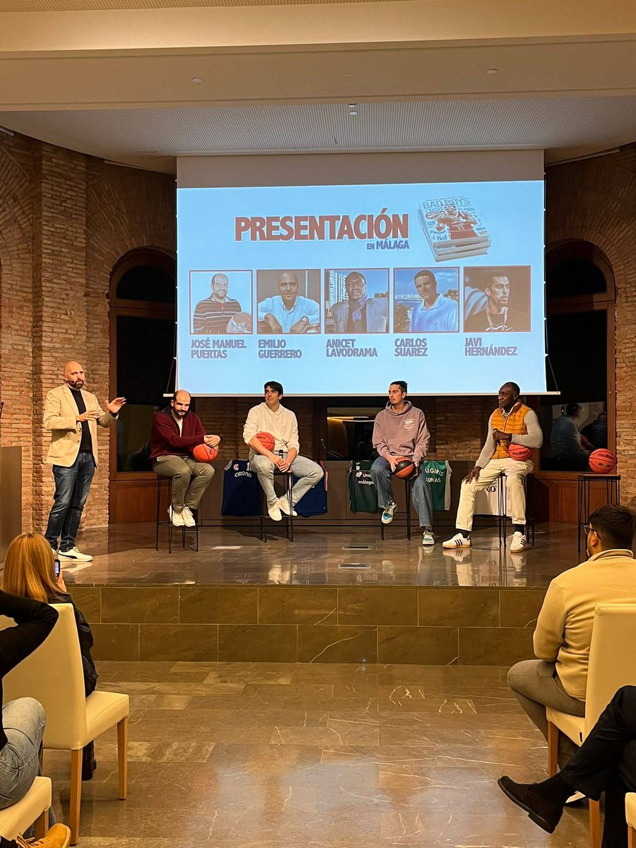 Presentación: 📖 "Los Bad Boys del Baloncesto Europeo" de <a href="/josempuertas/">Jose Manuel Puertas</a> 
🎙 Conducido por <a href="/EmilioJGuerrero/">Emilio Guerrero</a> 
Con la presencia y capítulo dedicado a nuestro jefe 
<a href="/elfarodemeiras/">Anicet Lavodrama (OLY)</a> #AsisSport
✅ Especial cita en #Málaga para disfrutar. Sabor a 🏀 clásico