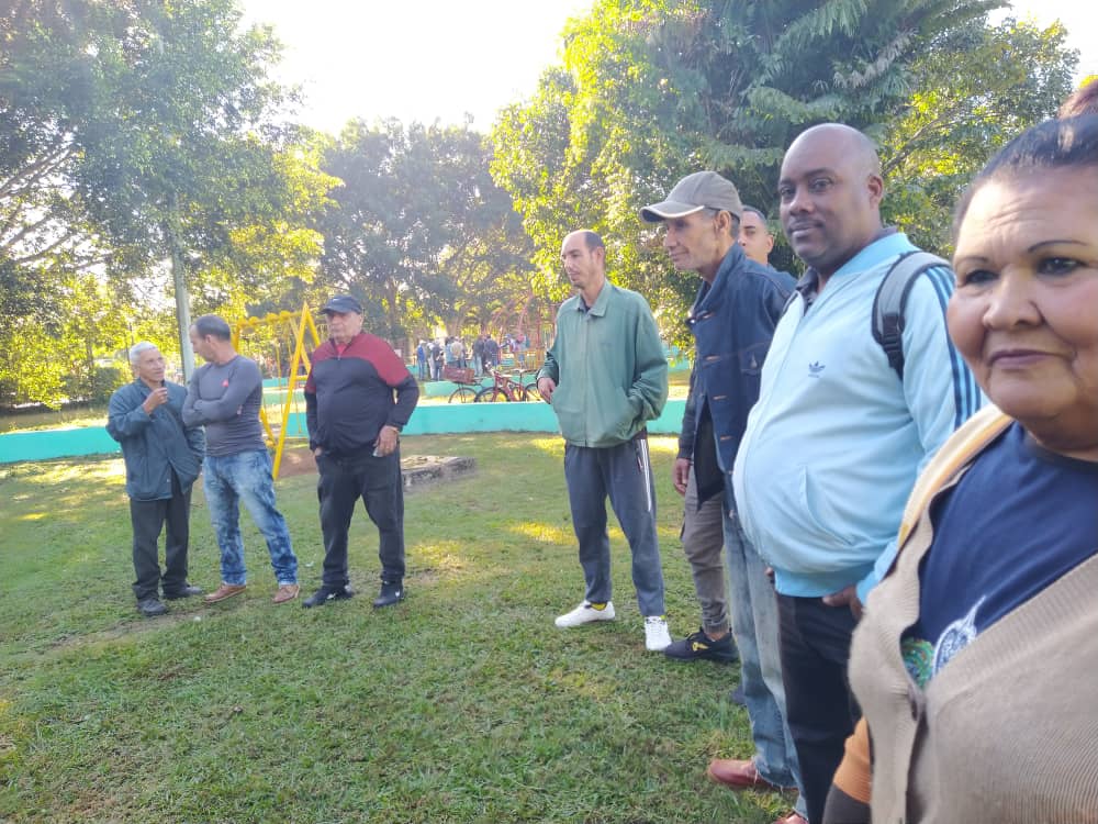 Empresa de Conductores Eléctricos Conrado Benítez tweet media