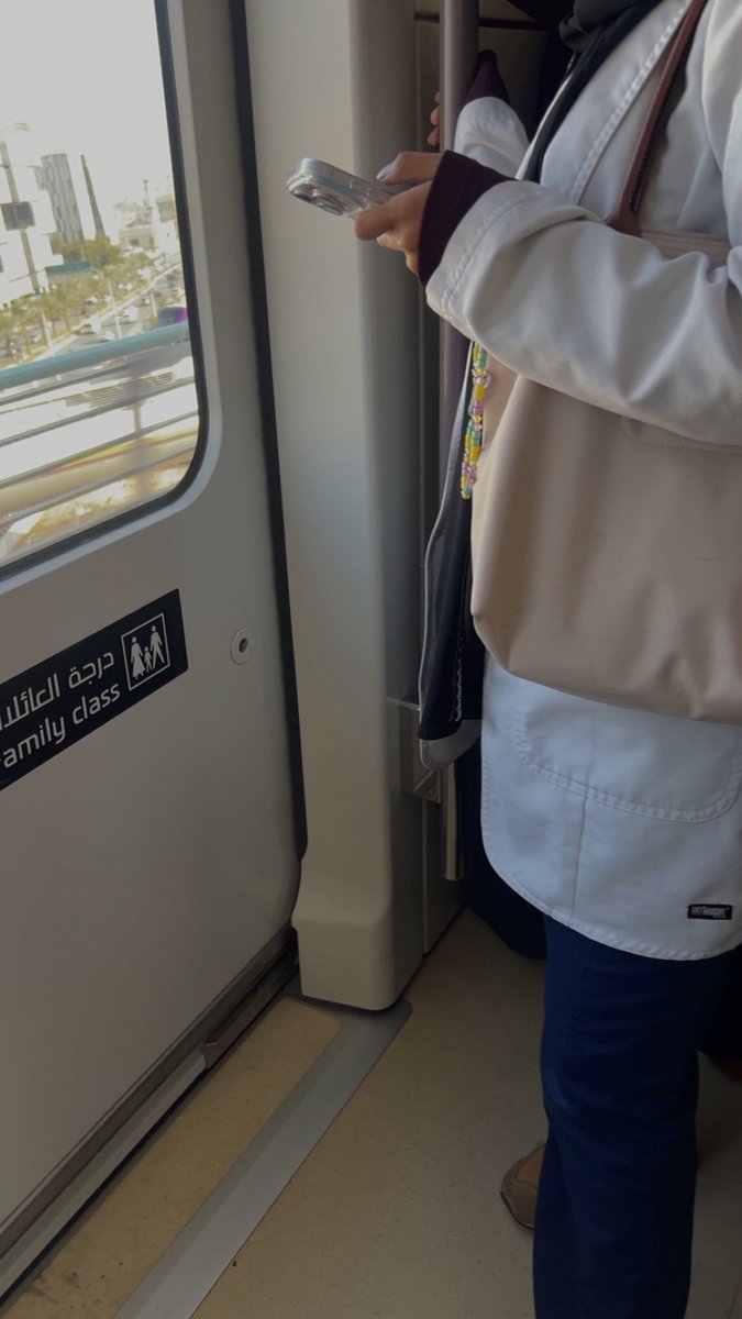 layan 👩🏻‍🎓 tweet media